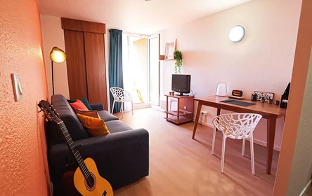 Habitación privada en Rue Jean Fleuret, imagen 1 de 10