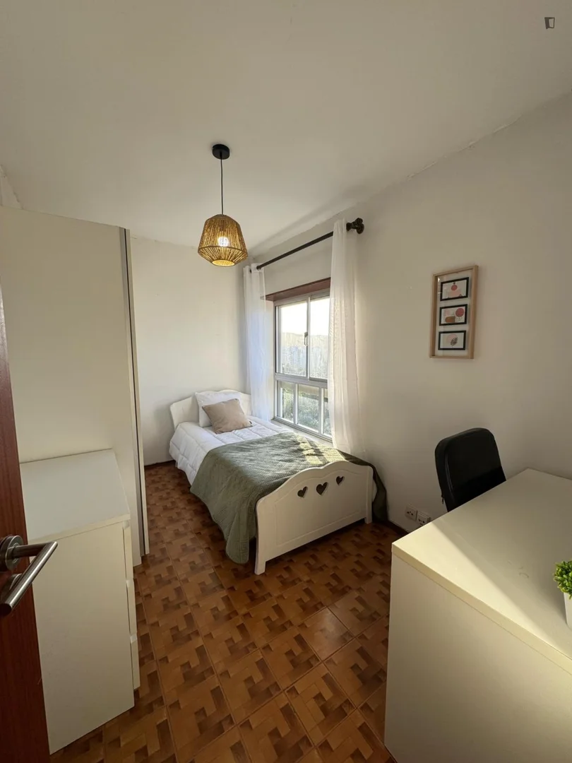 Quarto amigo do estudante em  com comodidades modernas