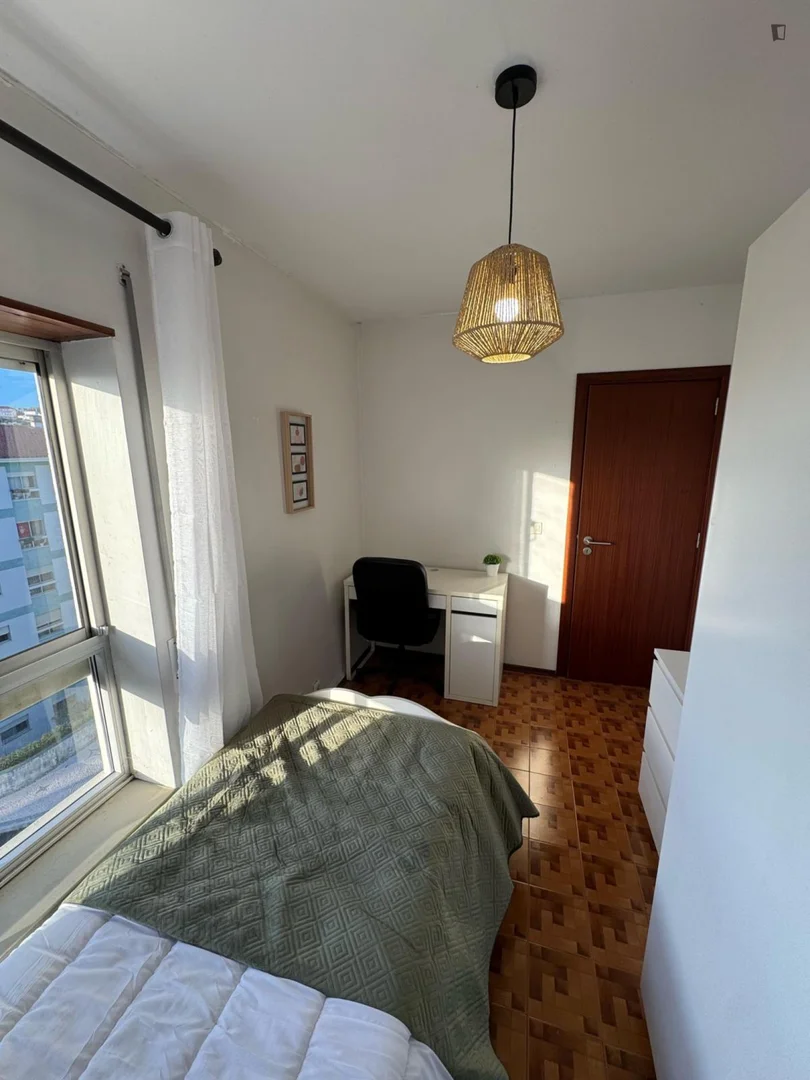 Quarto acolhedor para estudantes disponível em 