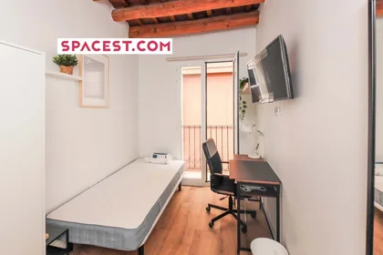 Quarto privado em Carrer de Santa Teresa, 44, 3º puerta 2, 43201 Reus, Tarragona, Spain, imagem 1 de 10