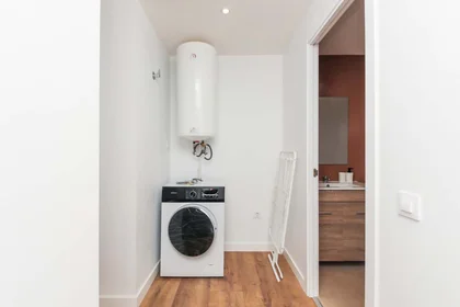 Özel oda konumu Carrer de Santa Teresa, 44, 3º puerta 2, 43201 Reus, Tarragona, Spain, 8 49 görüntüsü