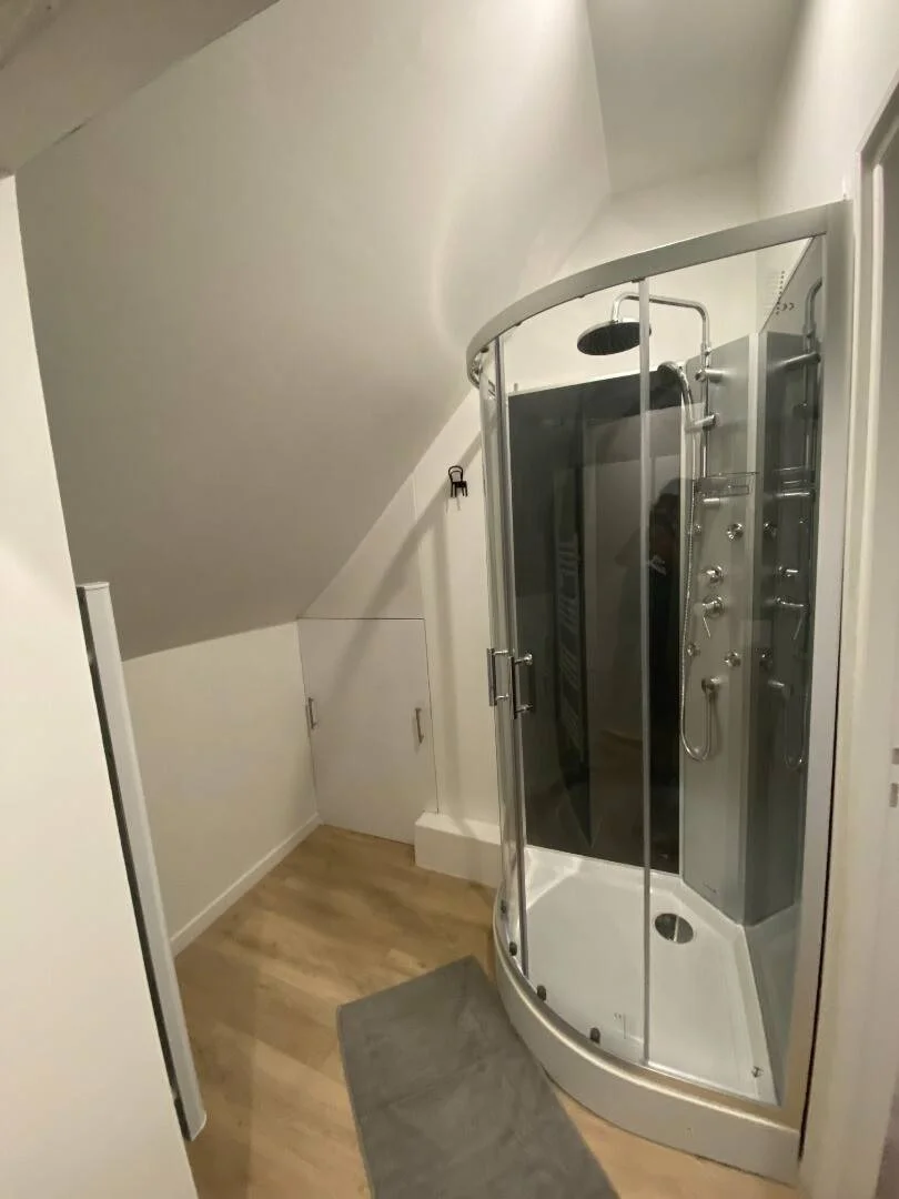 Chambre à louer dans un appartement d'étudiant à , entièrement meublée