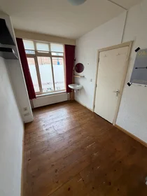 Quarto privado em Heezerweg, imagem 2 de 10