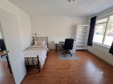 Habitación privada en Dr Berlagelaan, imagen 1 de 3