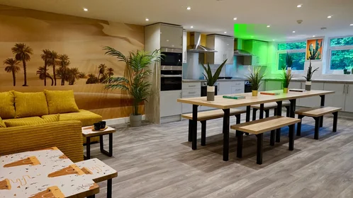 Habitación privada en Upper Park Road, imagen 10 de 47