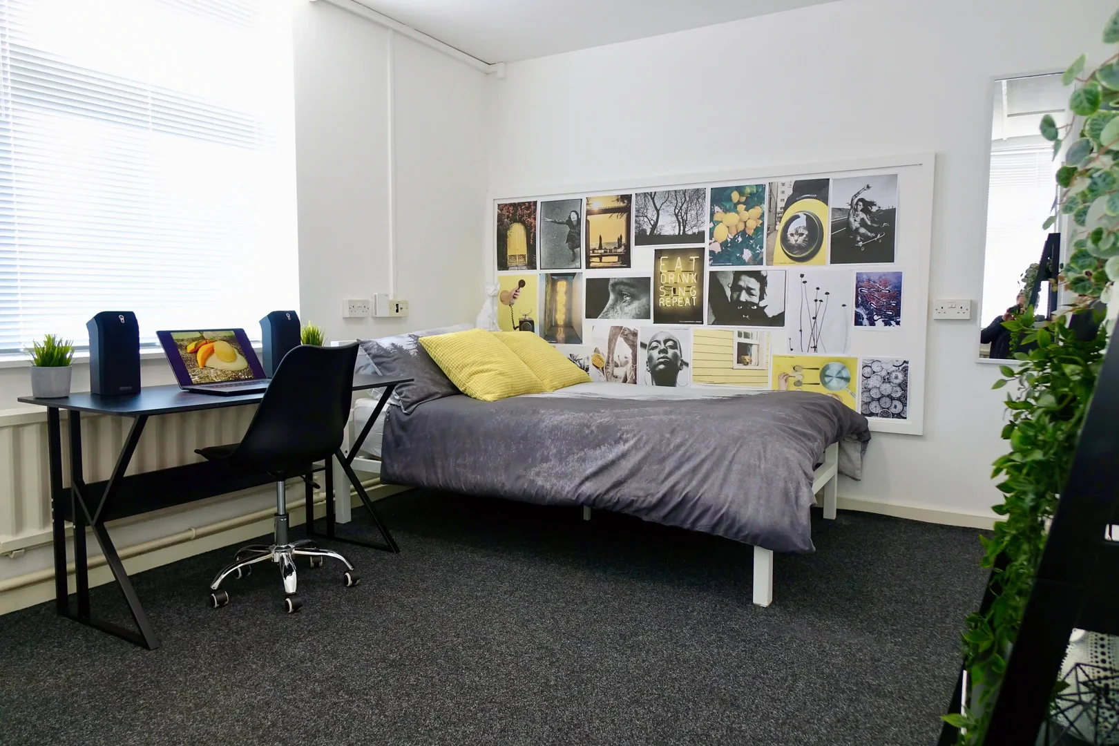 Chambre d'étudiant économique avec emplacement pratique dans