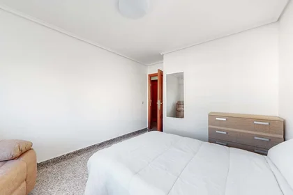 Prywatny pokój Av. al Vedat, 80, 46900 Torrent, Valencia, Spain, obraz 3 32