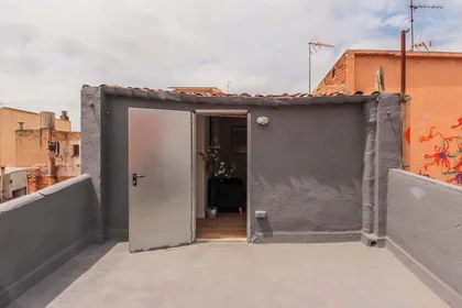 Özel oda konumu Carrer de Santa Teresa, 44, 3º puerta 2, 43201 Reus, Tarragona, Spain, 37 49 görüntüsü