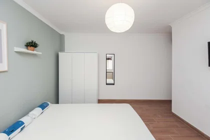 Chambre privée à Carrer de Tetuan, 4, 5º puerta 1, 43205 Reus, Tarragona, Spain, image 1 de 43