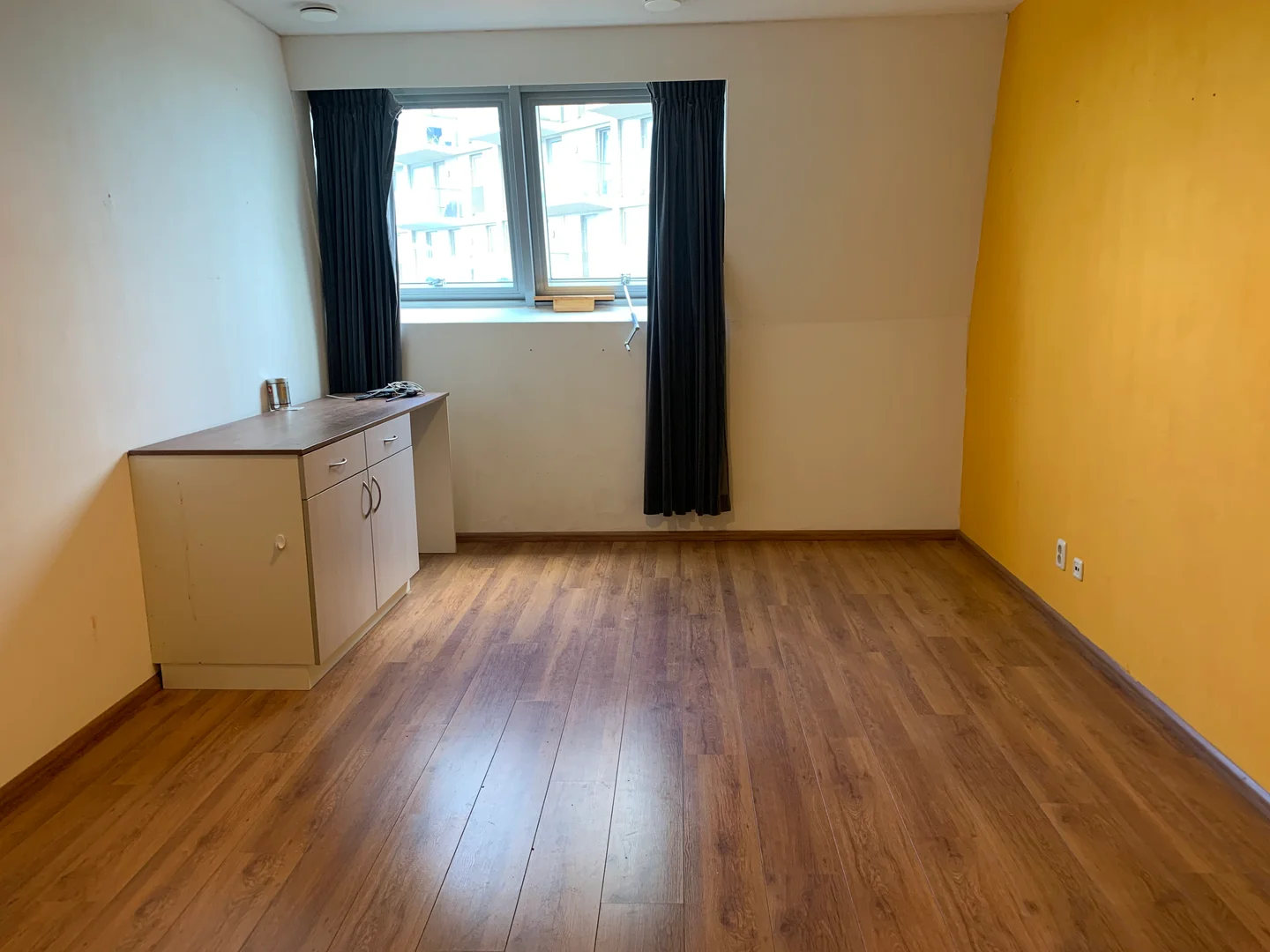 Room for rent in student apartment in , fully furnished