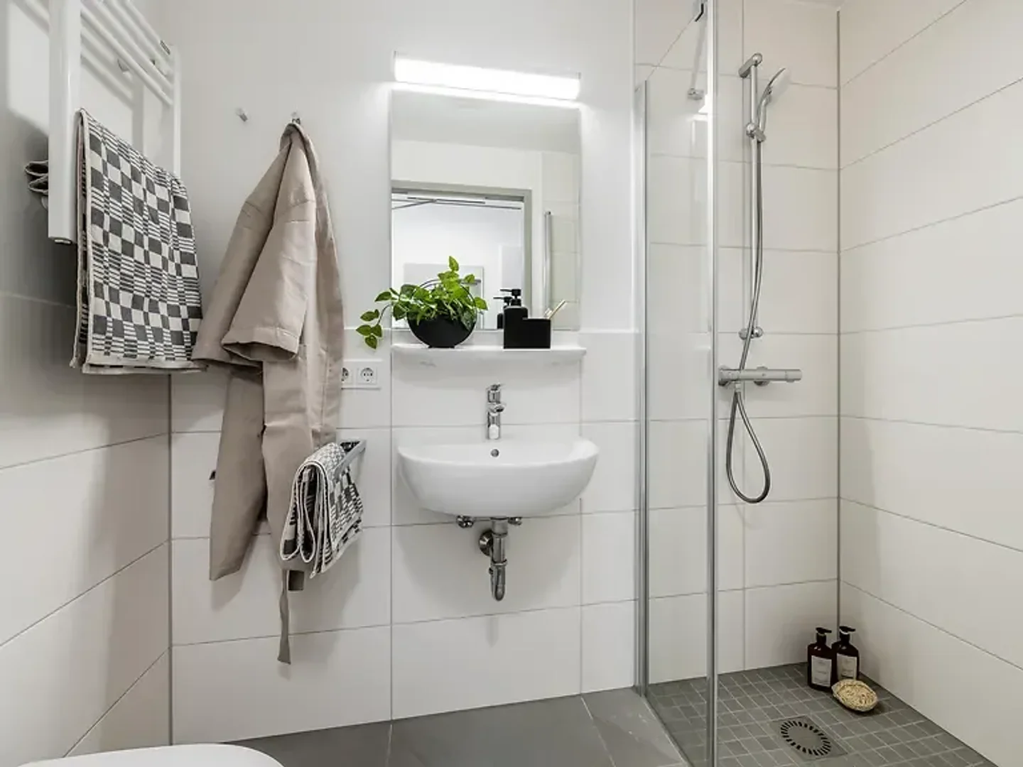  bölgesindeki öğrenciler için tam donanımlı stüdyo daire