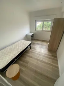 Private room at Rua da Alegria, image 1 of 6