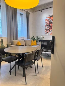 Logement entier à Medená 111/33, image 1 de 10