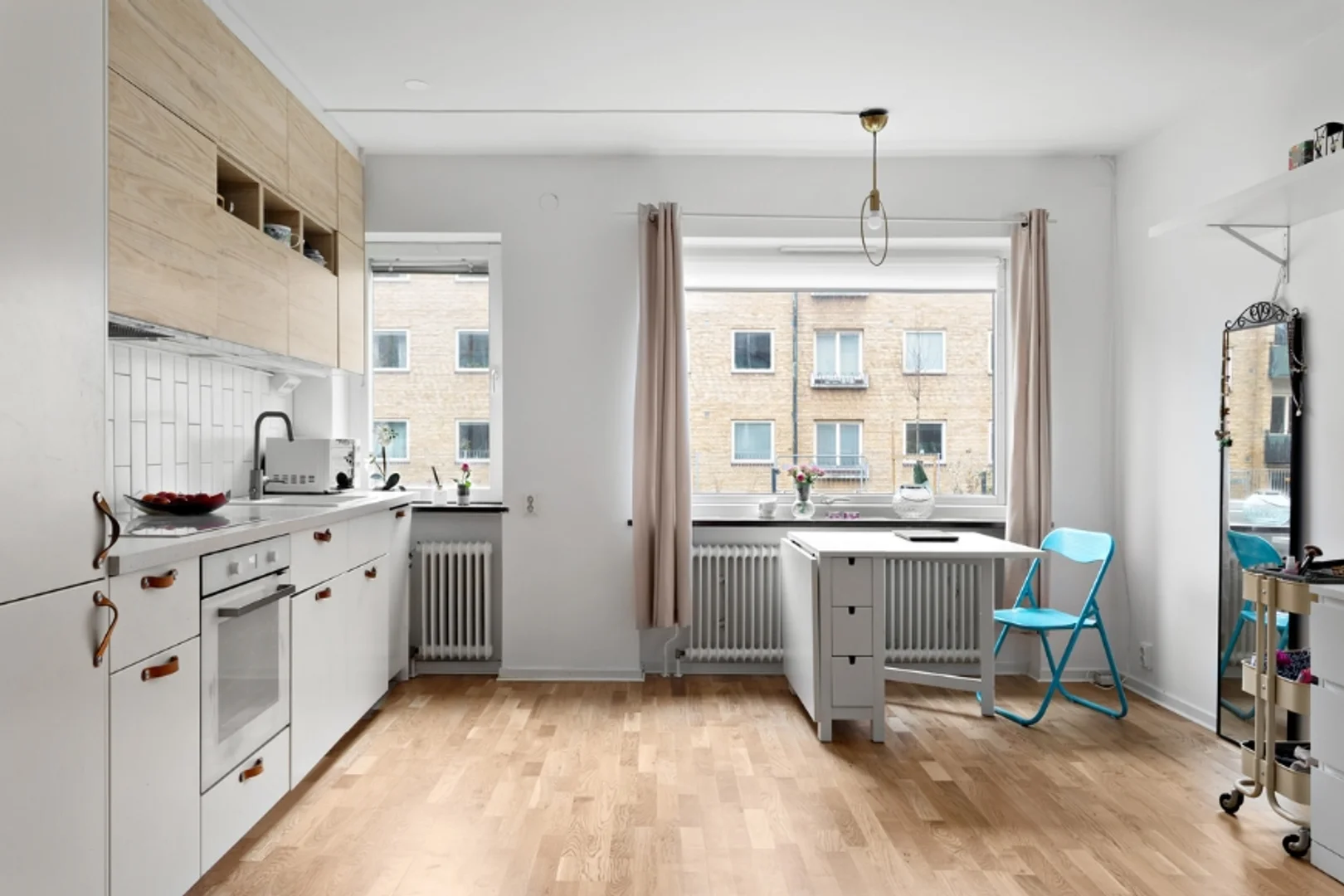 Budget-friendly student room close to campus in 