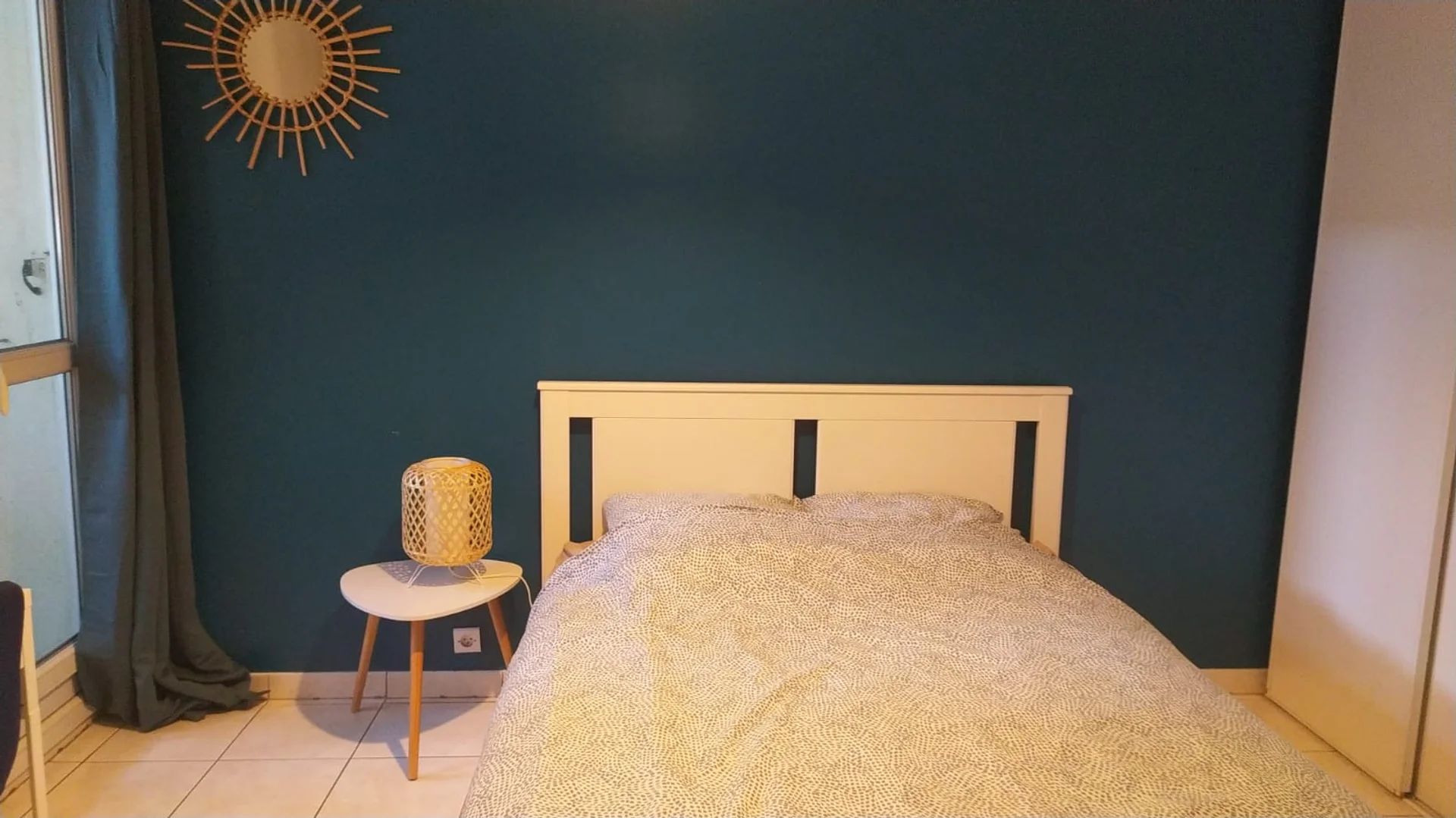 Studentenfreundliches Zimmer in  mit modernen Annehmlichkeiten