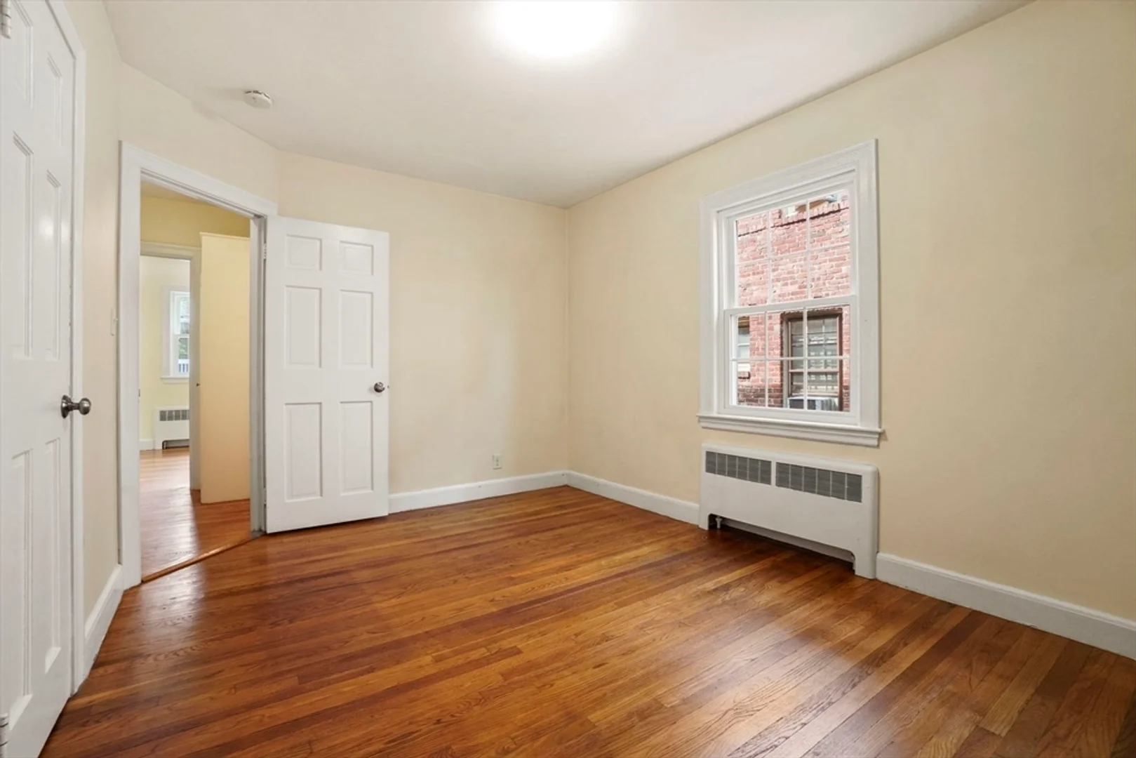 1, Garden Ct., Unit 1, Cambridge, Cambridge, MA, 02138