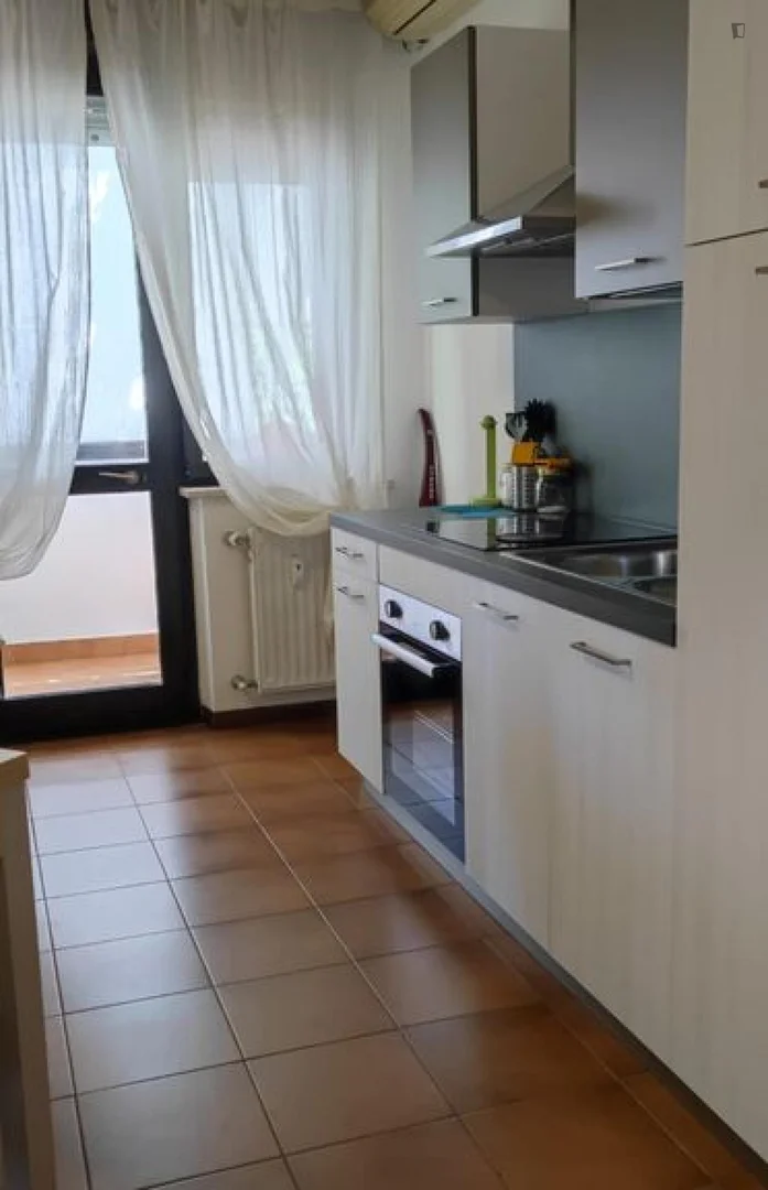Nowoczesna kawalerka z pełnym wyposażeniem w