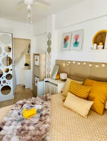 Private room at Carrer de Plató, Platja de Palma i Pla de Sant Jordi, image 1 of 10