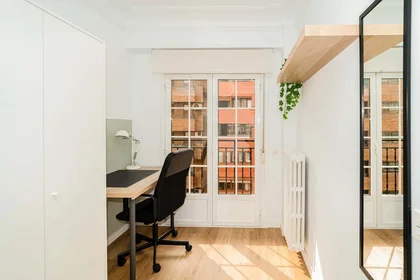 Stanza privata in Av. de Valencia, 32, 5º b, Delicias, 50005 Zaragoza, Spain, immagine 2 di 44