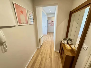 Stanza privata in De Berriotxoa San Valentin Kalea, 9, Uribarri, 48007 Bilbao, Bizkaia, Spain, immagine 9 di 15