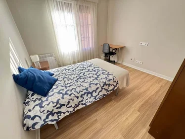 Stanza privata in De Berriotxoa San Valentin Kalea, 9, Uribarri, 48007 Bilbao, Bizkaia, Spain, immagine 4 di 19