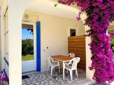 Quarto privado em Antibes, 06160, imagem 1 de 10