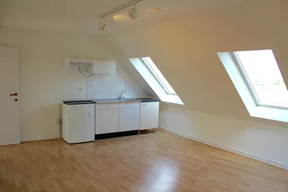 Studio in der Lammergierstraat, bild 1 von 7