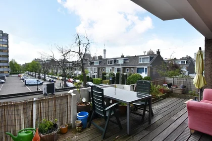 Appartamento intero in Theresiastraat, immagine 2 di 8