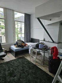 Quarto privado em van Welderenstraat, imagem 1 de 10