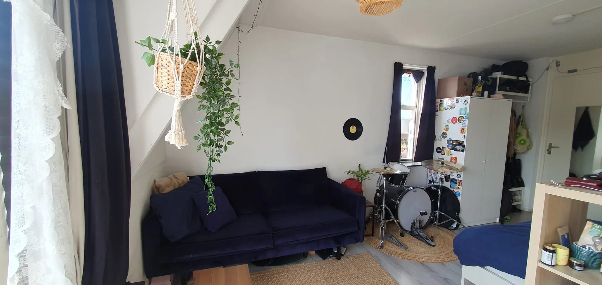 Chambre d'étudiant confortable et spacieuse dans 