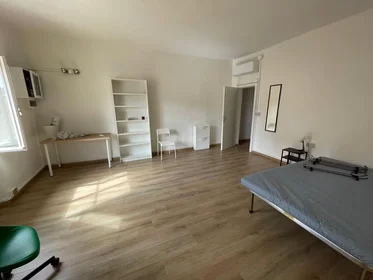 Quarto privado em Vicolo del Tinti, San Francesco, imagem 2 de 10