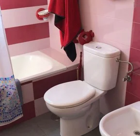 Quarto privado em Other - Calle de la Fuente de la Salud, 1º, imagem 3 de 12
