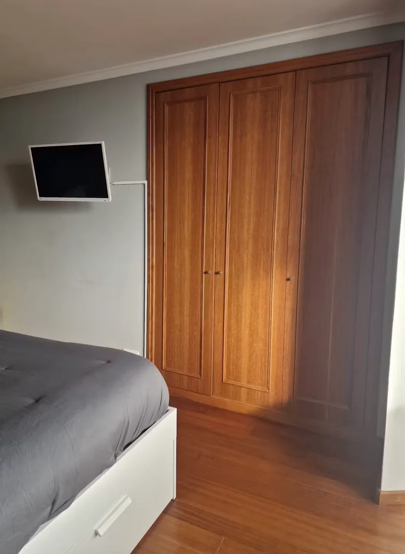  bölgesinde uygun konuma sahip ekonomik öğrenci odası