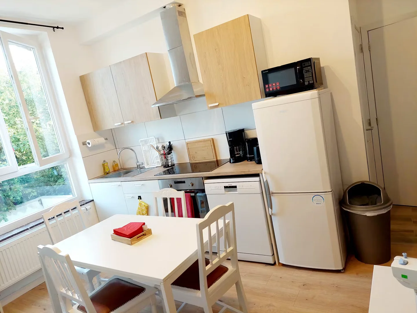 Budget-friendly student room close to campus in 