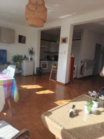 Appartamento intero in Ferdinand Lousbergskaai, immagine 13 di 33