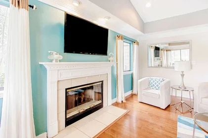 Entire apartment in residence at 15501 Bruce B Downs Blvd, Tampa, FL 33613, United States , image 13 of 22