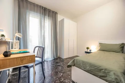 Habitación privada en Via Curzola, 3, 35135 Padova PD, Italia, imagen 31 de 33