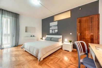 Habitación privada en Via Curzola, 3, 35135 Padova PD, Italia, imagen 17 de 33