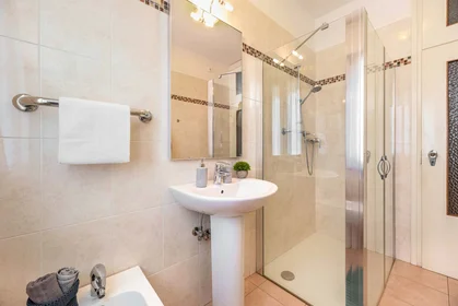 Habitación privada en Via Curzola, 3, 35135 Padova PD, Italia, imagen 6 de 33