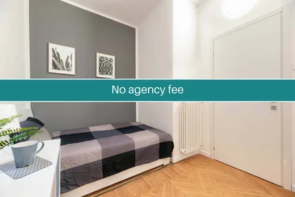 Private room at Via Nizza, 5, 35135 Padova PD, Italia, image 1 of 16