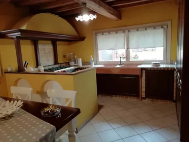 Gesamte Unterkunft in der Stradello del Borgo, 25, 42123 Reggio Emilia RE, Italia, bild 6 von 16