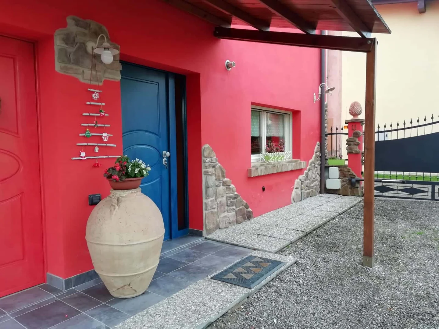 Stradello del Borgo, 25, 42123 Reggio Emilia RE, Italia
