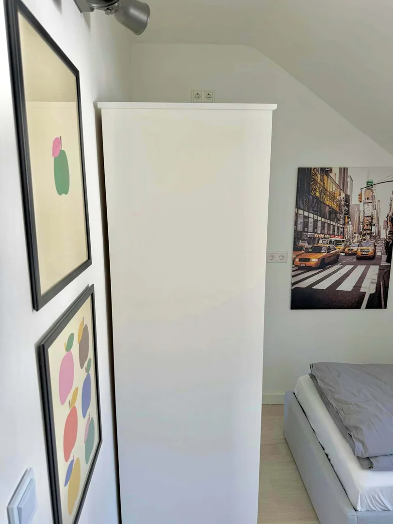 Studentenfreundliches Zimmer in  mit modernen Annehmlichkeiten