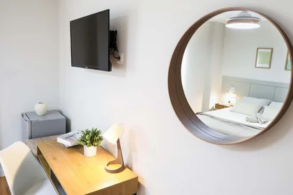 Private room at C. Volver a Empezar, 8, Puente de Vallecas, 28018 Madrid, España, image 9 of 26