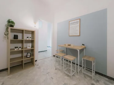 Chambre privée à Via Marsala, 64, 37128 Verona VR, Italy, image 14 de 14