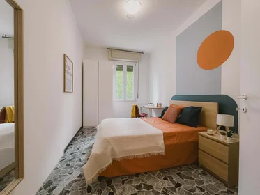 Chambre privée à Via Marsala, 64, 37128 Verona VR, Italy, image 1 de 16