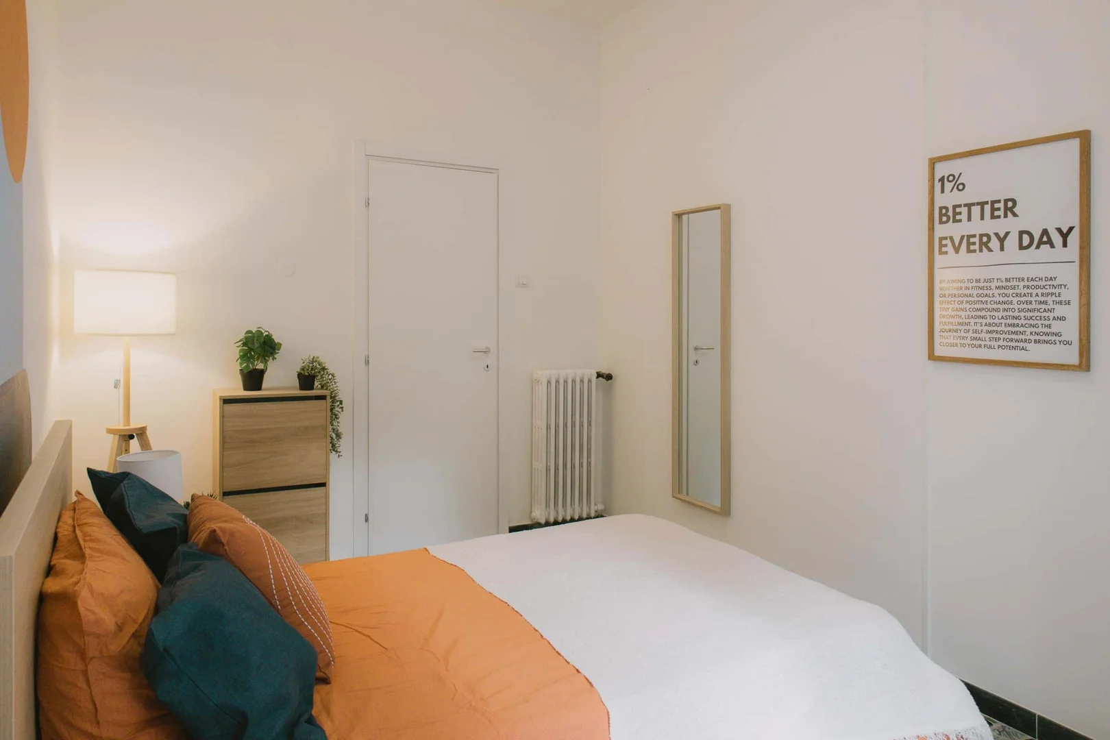 Chambre confortable pour étudiants disponible dans 