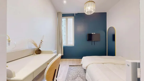 Stanza privata in 15 Rue Rameau, 63000 Clermont-Ferrand, France, immagine 3 di 17