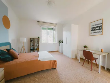 Chambre privée à Via Marsala, 64, 37128 Verona VR, Italy, image 2 de 16