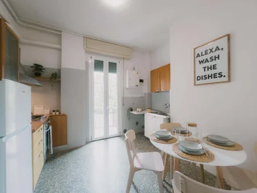 Chambre privée à Via Marsala, 64, 37128 Verona VR, Italy, image 9 de 16